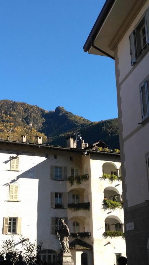 Apartamento La Loggia Chiavenna Exterior foto
